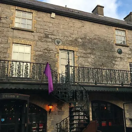 Boutique Town Centre *